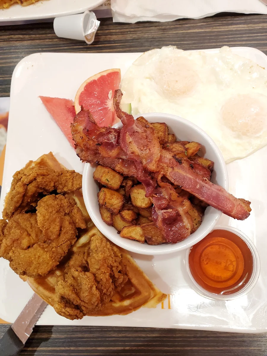 Gaufre Et Poulet Frit