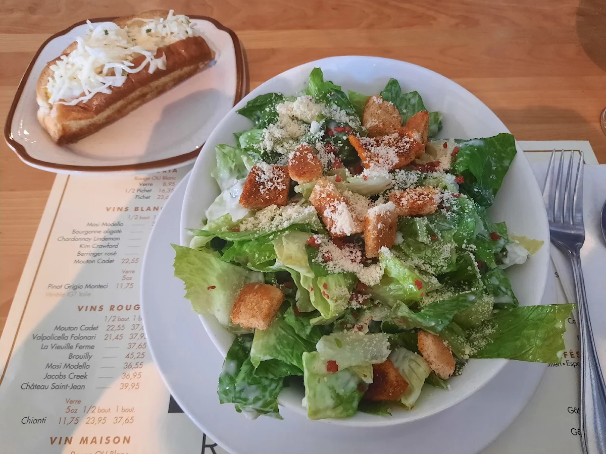Salade César Et Hot Dog