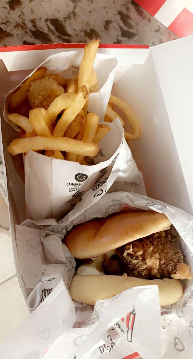 Famous Chicken Sandwich