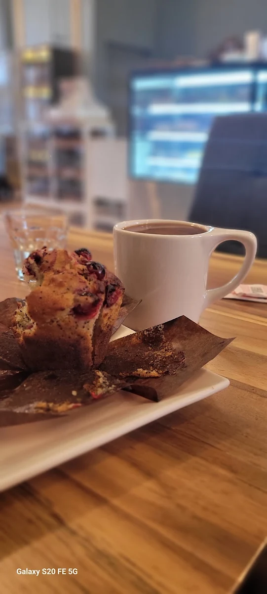 Cranberry Muffin