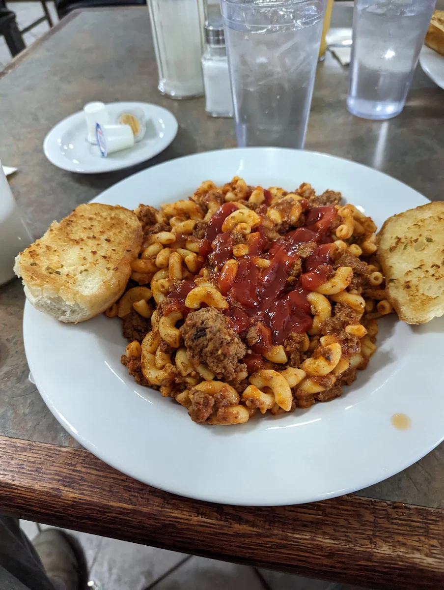 Macaroni with Meat Sauce