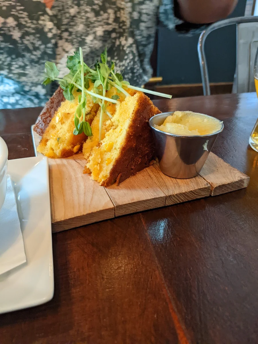 Cornbread, Hungry Brew Hops