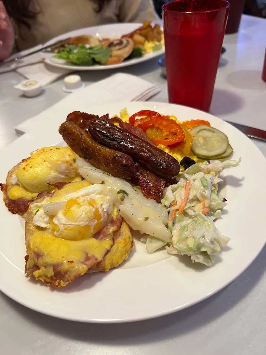 Highlights, The Buffet at Cascades Casino Delta