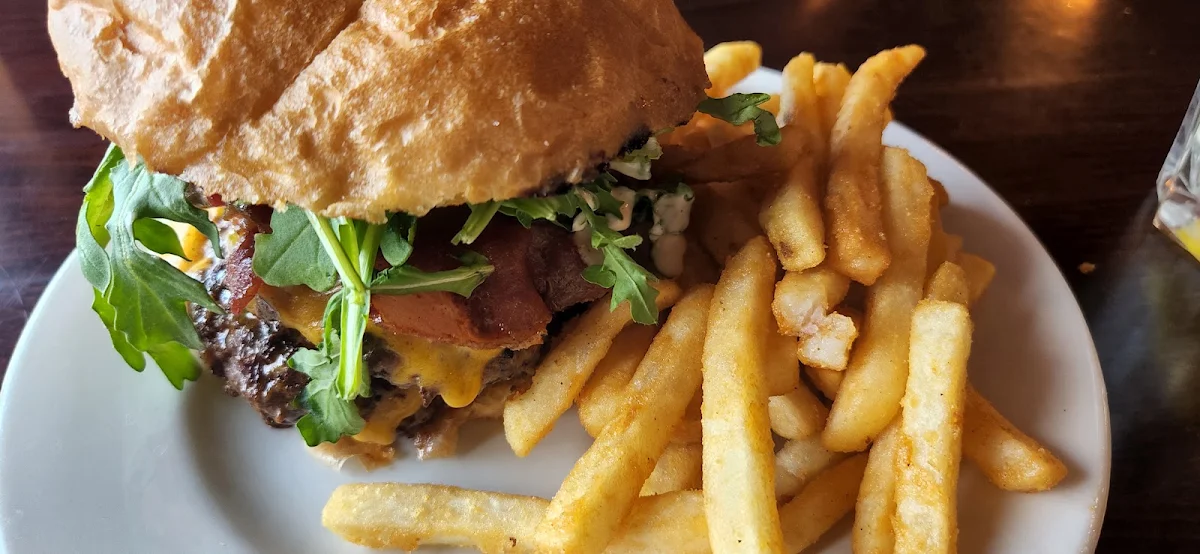 Eatery Burger and Fries