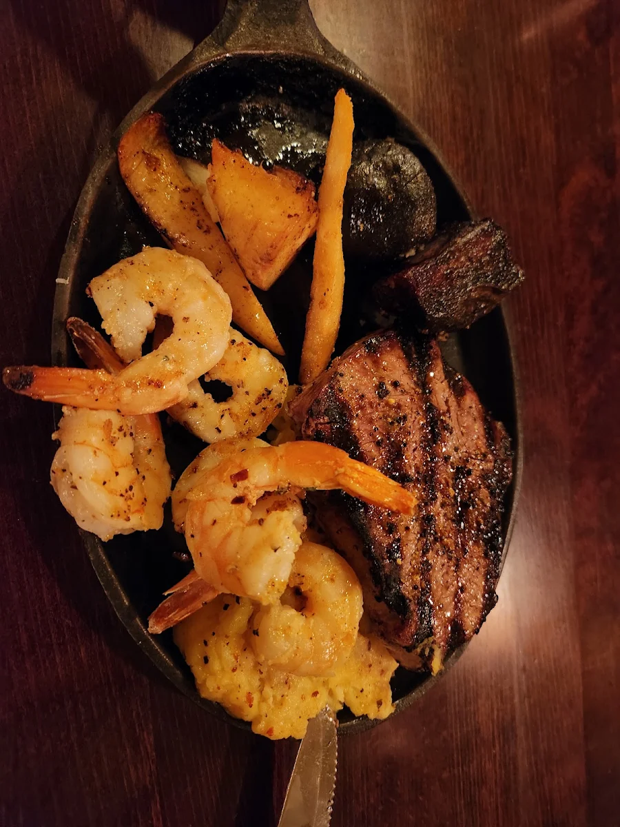 New York Steak with Prawns