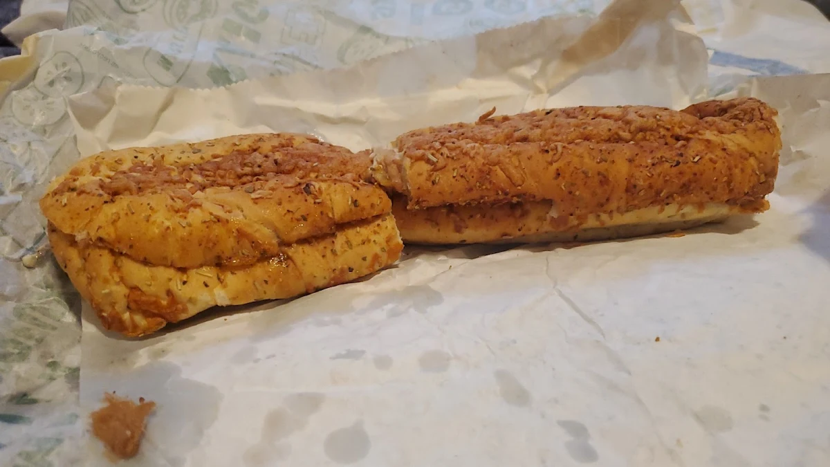 Tuna Sub Too Much Mayo Stingy with Toppings Very Thin Forgot Cheese