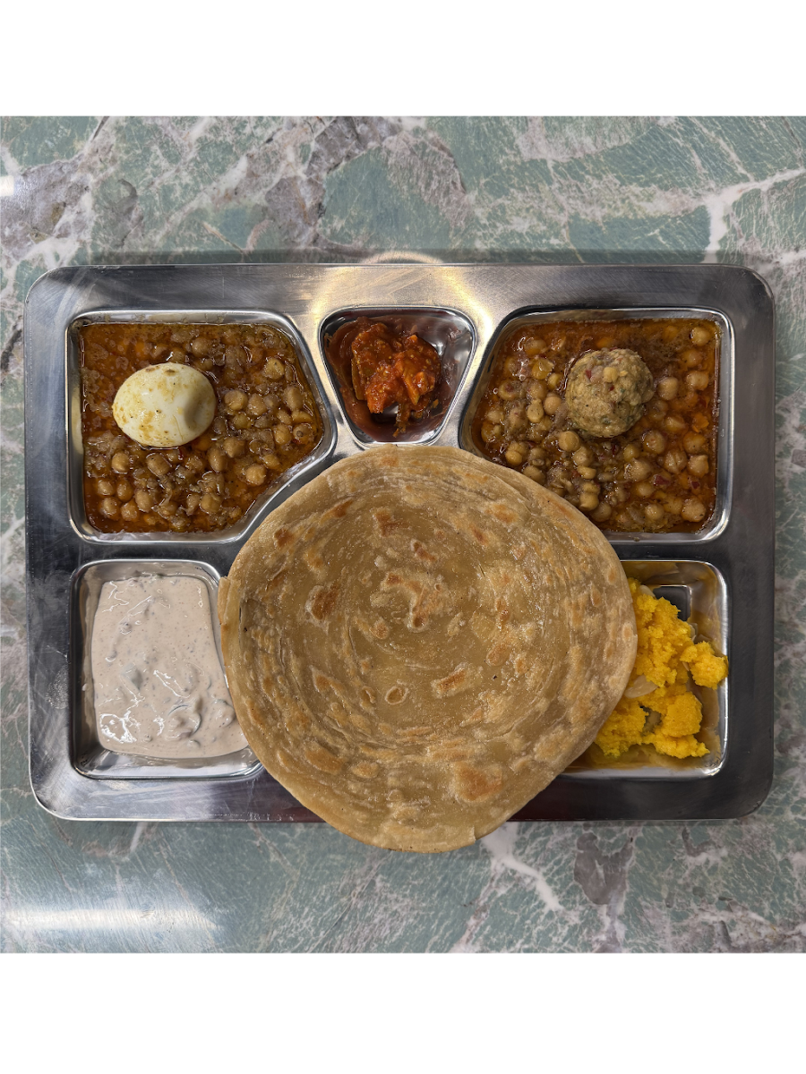 Halwa Puri Platter with 2 Puri Aloo Tarkari Channe Halwa Achar and Dahi