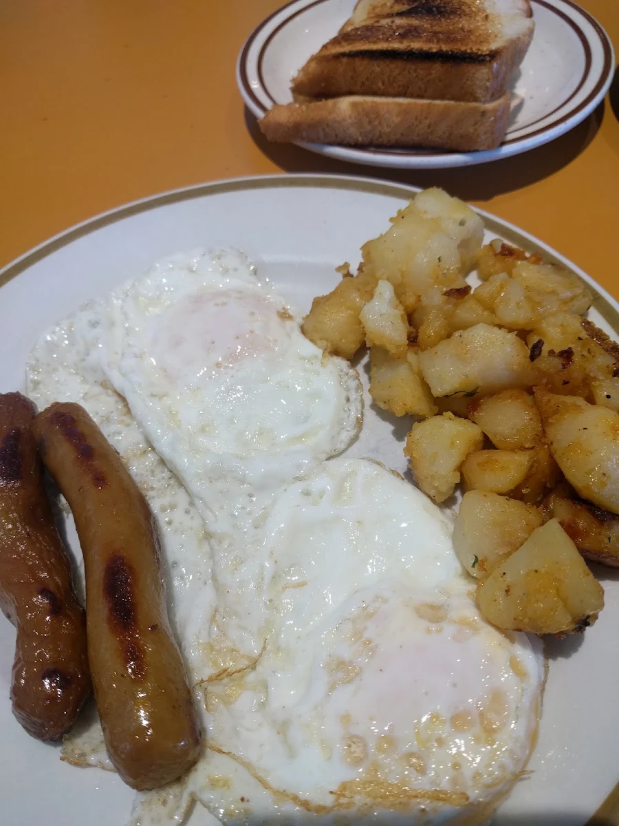 Breakfast w 2eggs Sausage Well Done Home Fries and Brown Toast