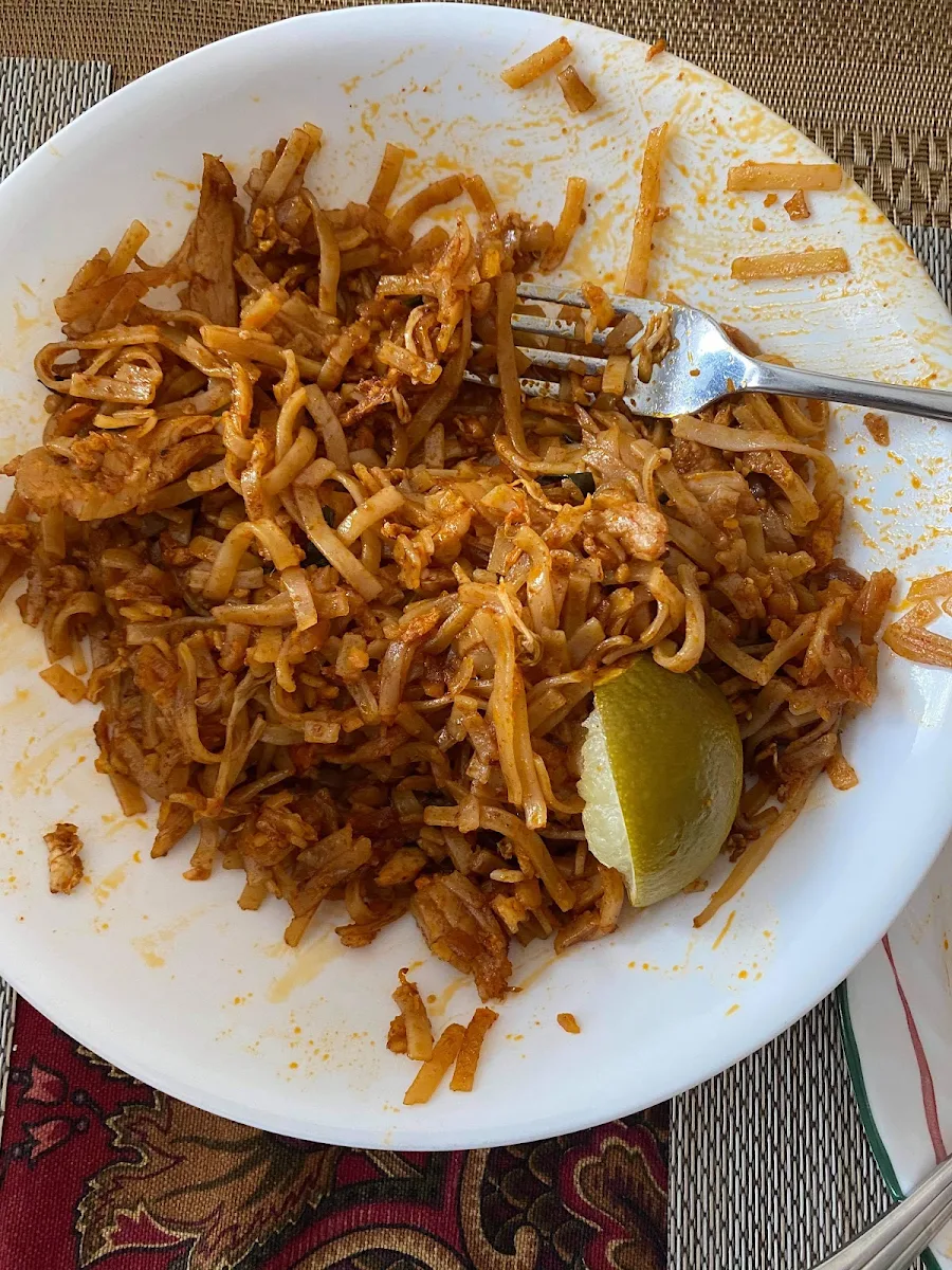 Chicken Pad Thai