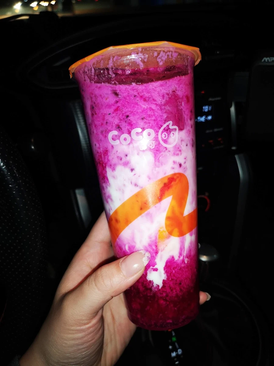 Dragon Fruit Yogurt with Fresh Orange