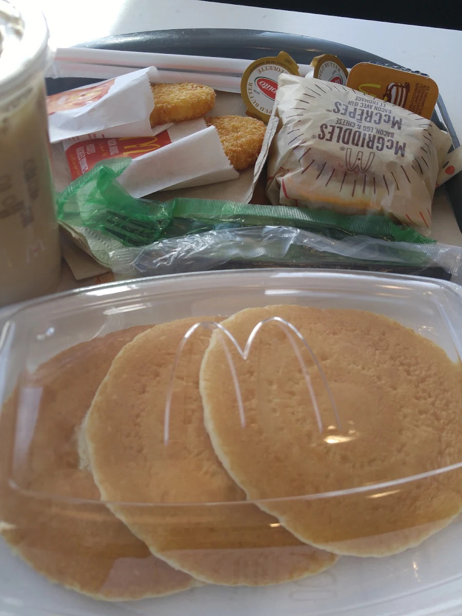Hotcakes Happy Meal