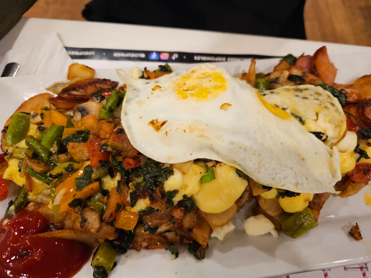 Poutine Déjeuner Végétarienne