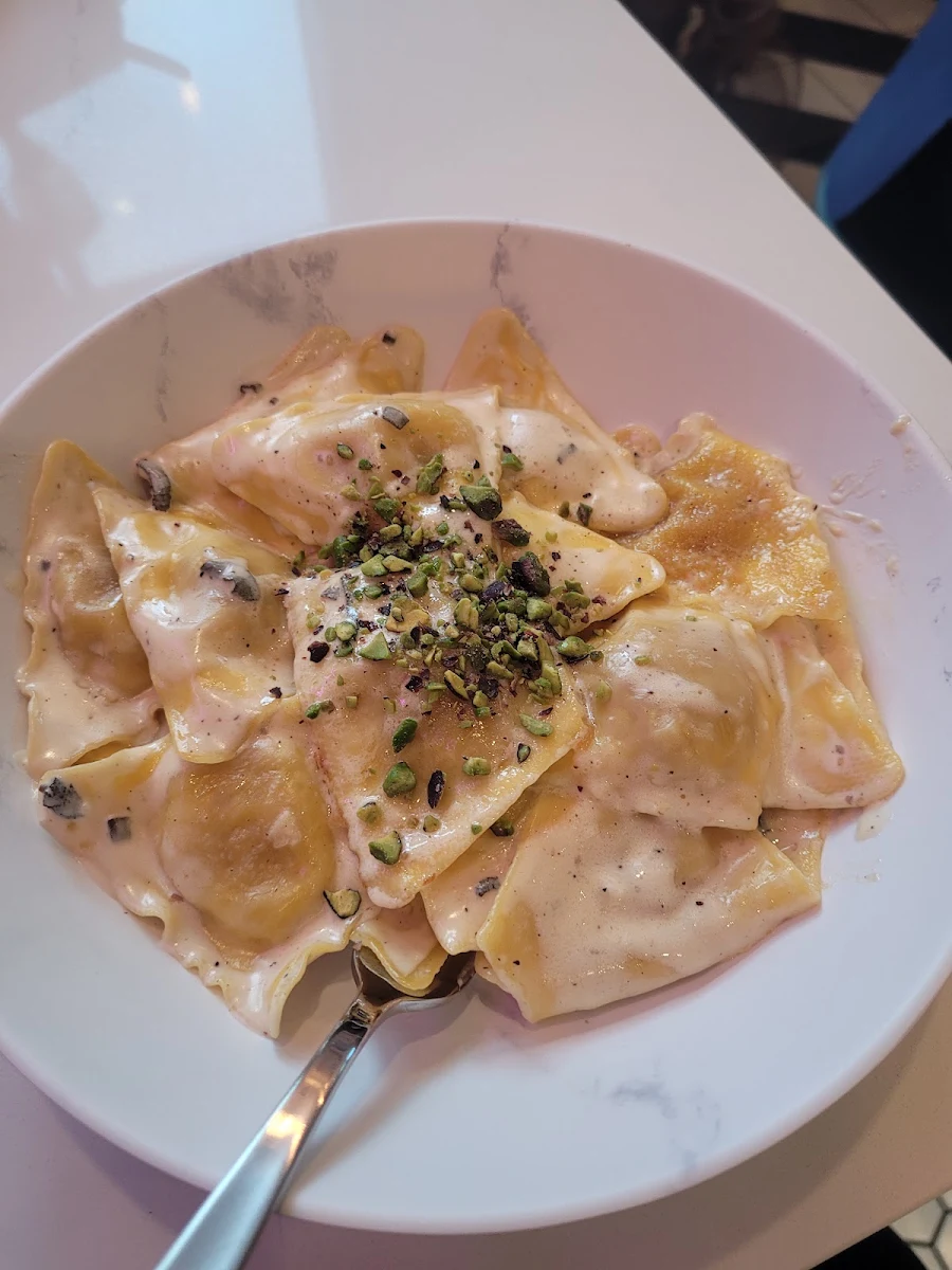 Butternut Squash Ravioli with Rage Cream Sauce