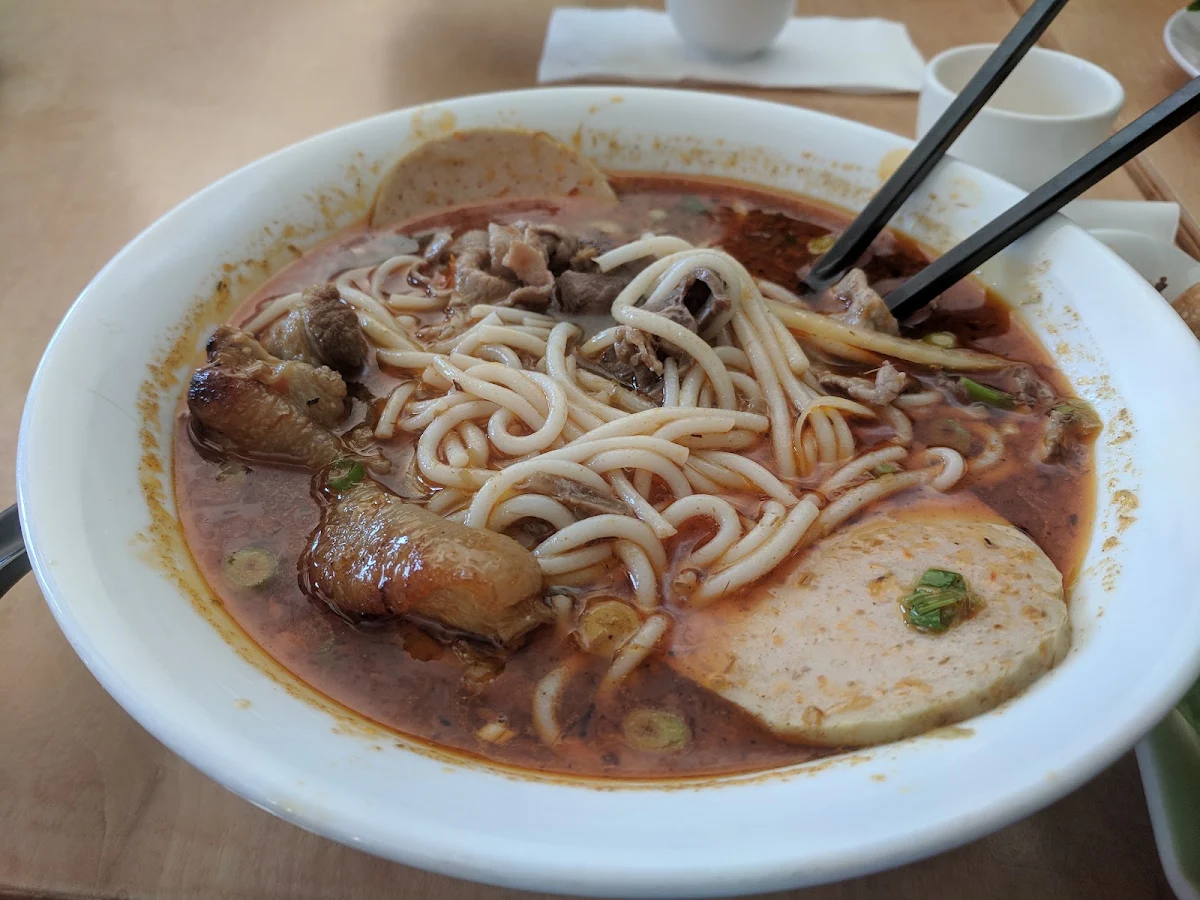 Beef Saté Rice Noodle Soup