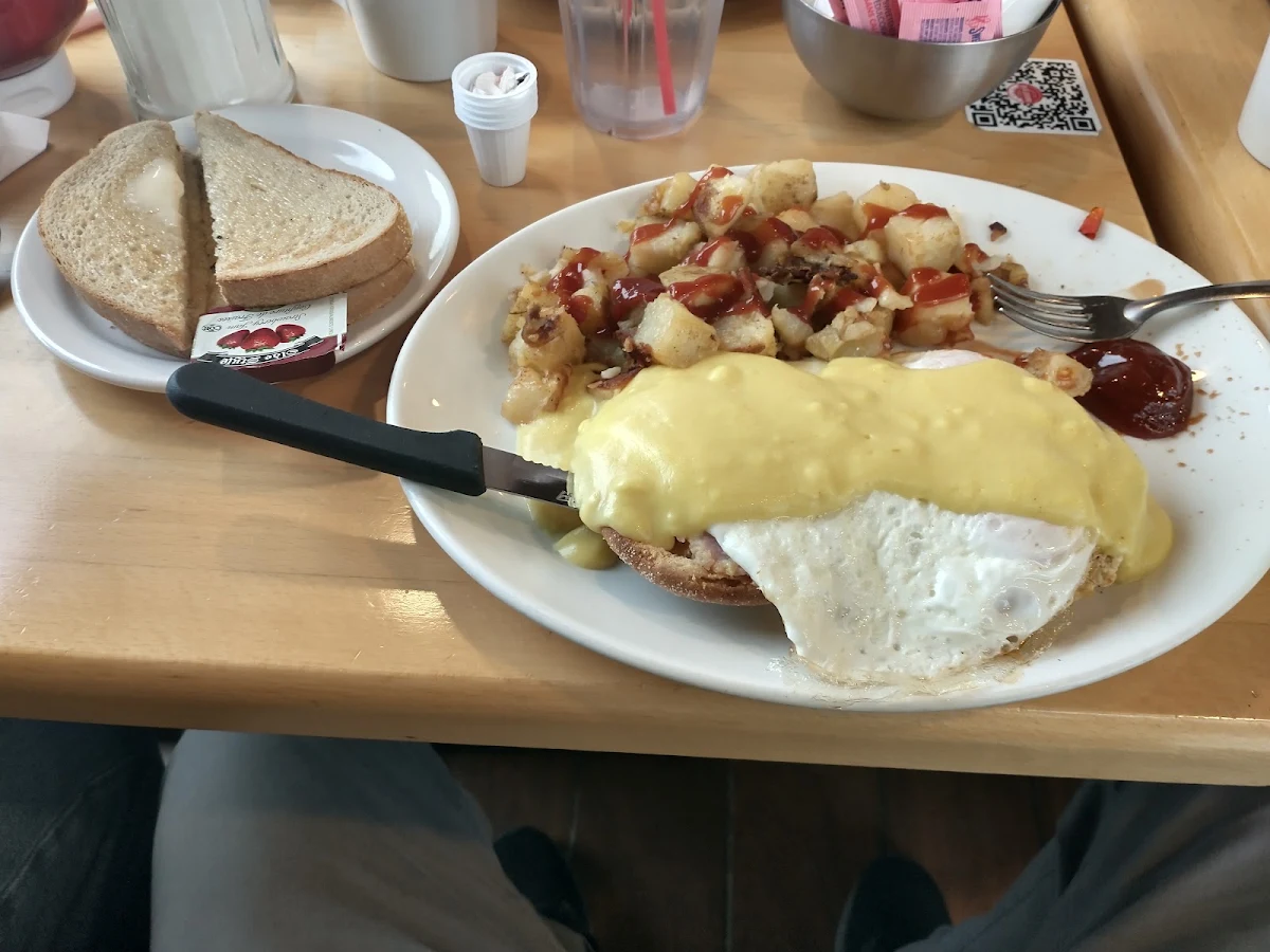 Eggs Sunset with Ham and Hash Browns