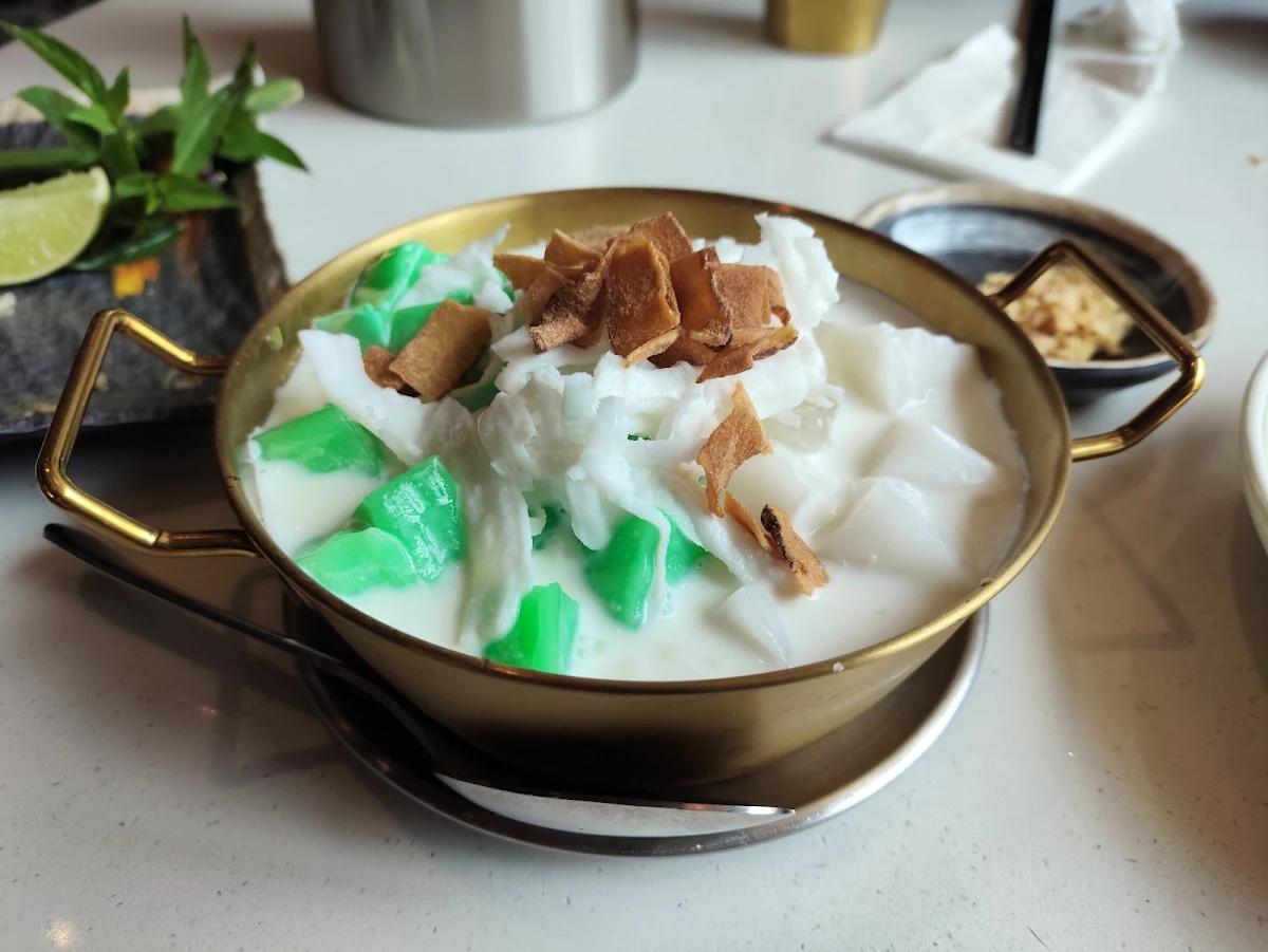 Chè Dừa Dầm Coconut Dessert