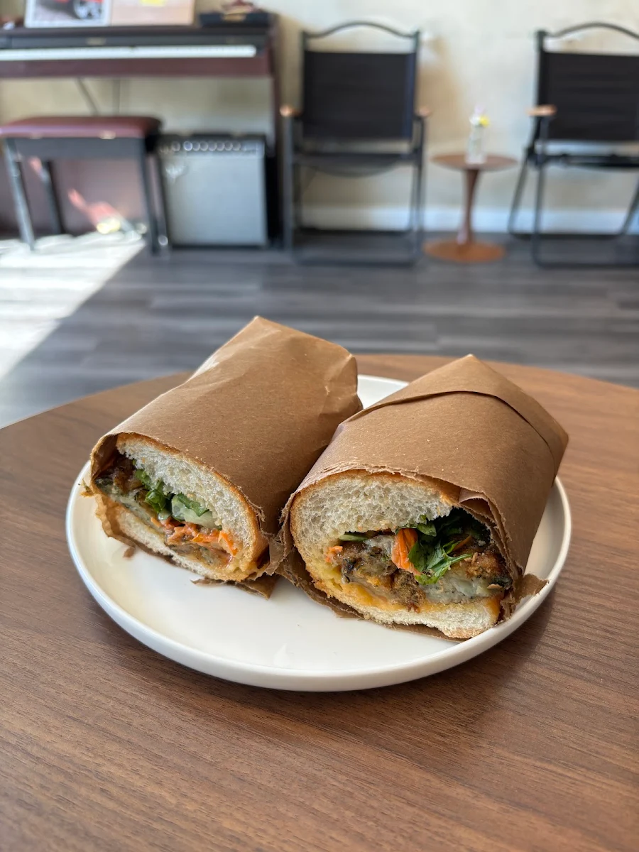 Fish Cake Banh MI