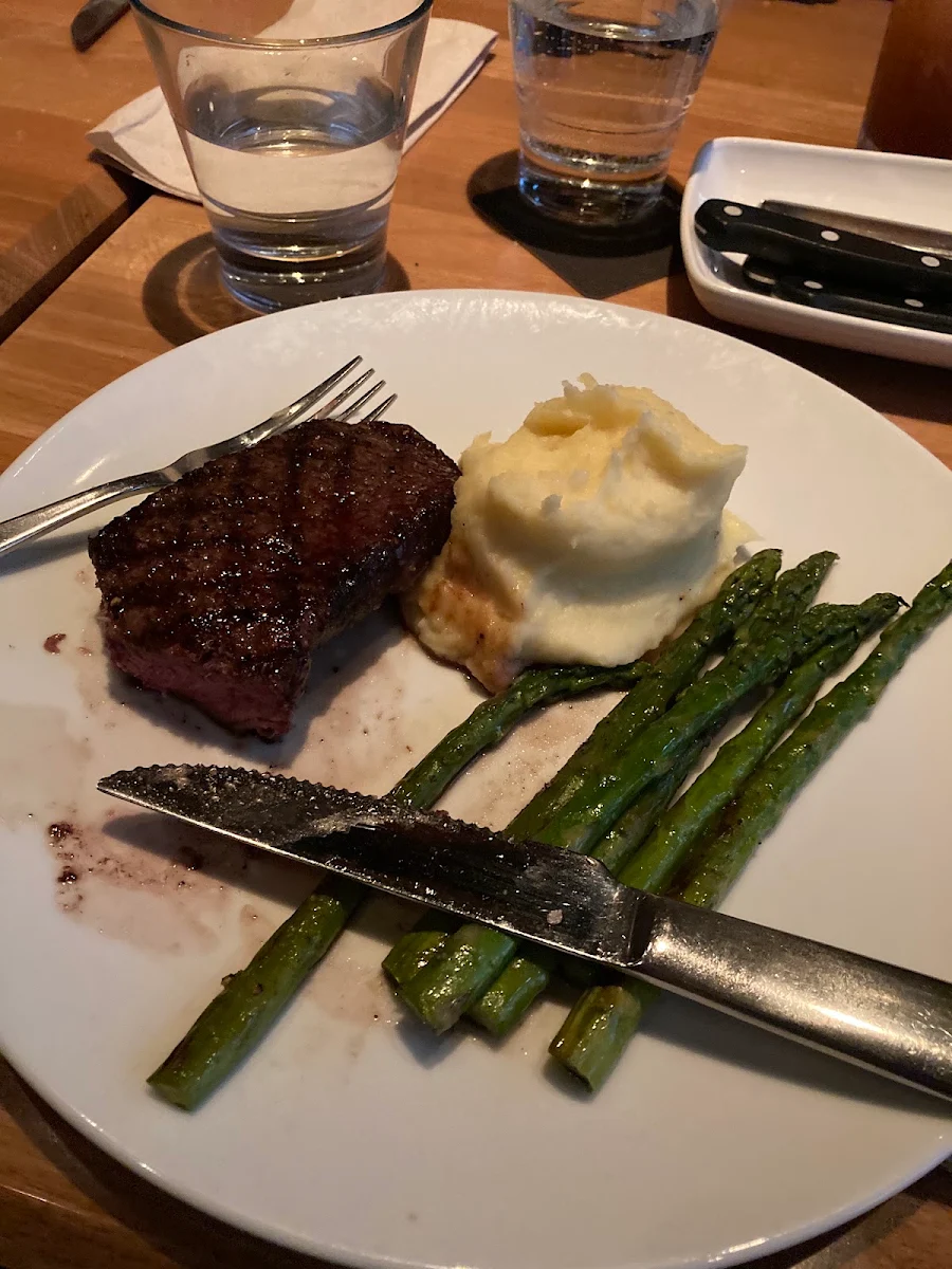 Filet & Lobster