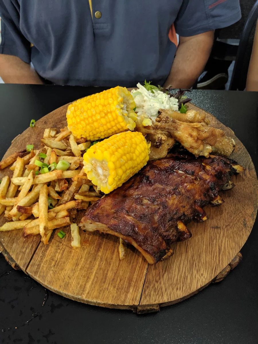 Half Rack with Wings and Fries