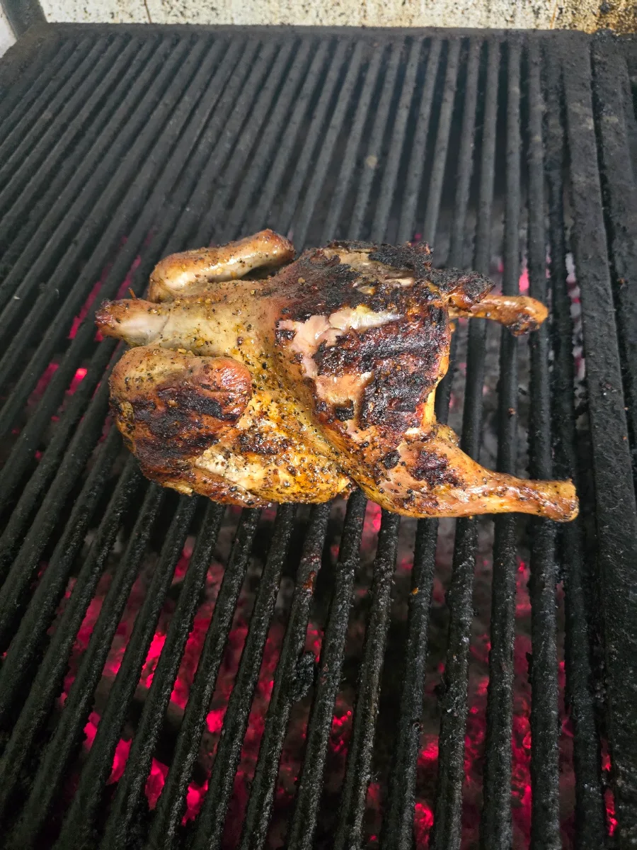 Poulet Entier - Whole BBQ Chicken