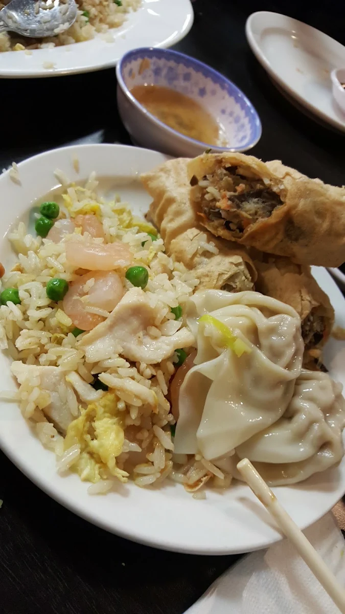 Bean Curd Wrapped Shrimp & Grilled Chicken with Steamed Rice
