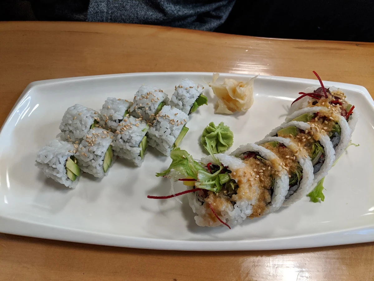 Avocado Roll & Veggie Roll