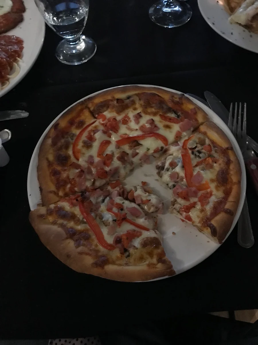 Pizza Toute Garnie