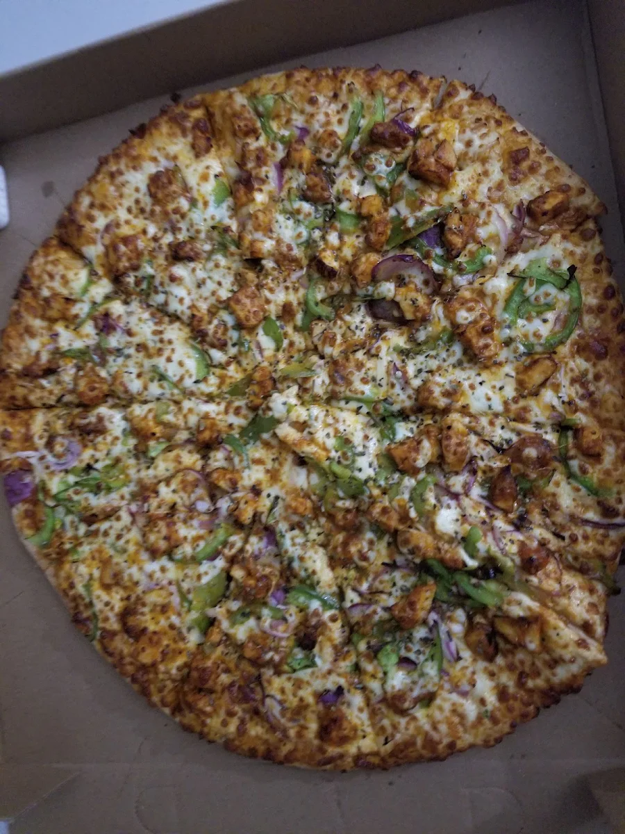 Butter Chicken Pizza