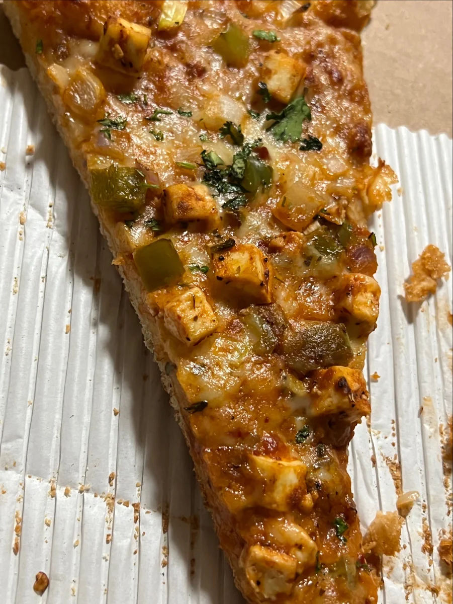 Paneer Makhni Pizza