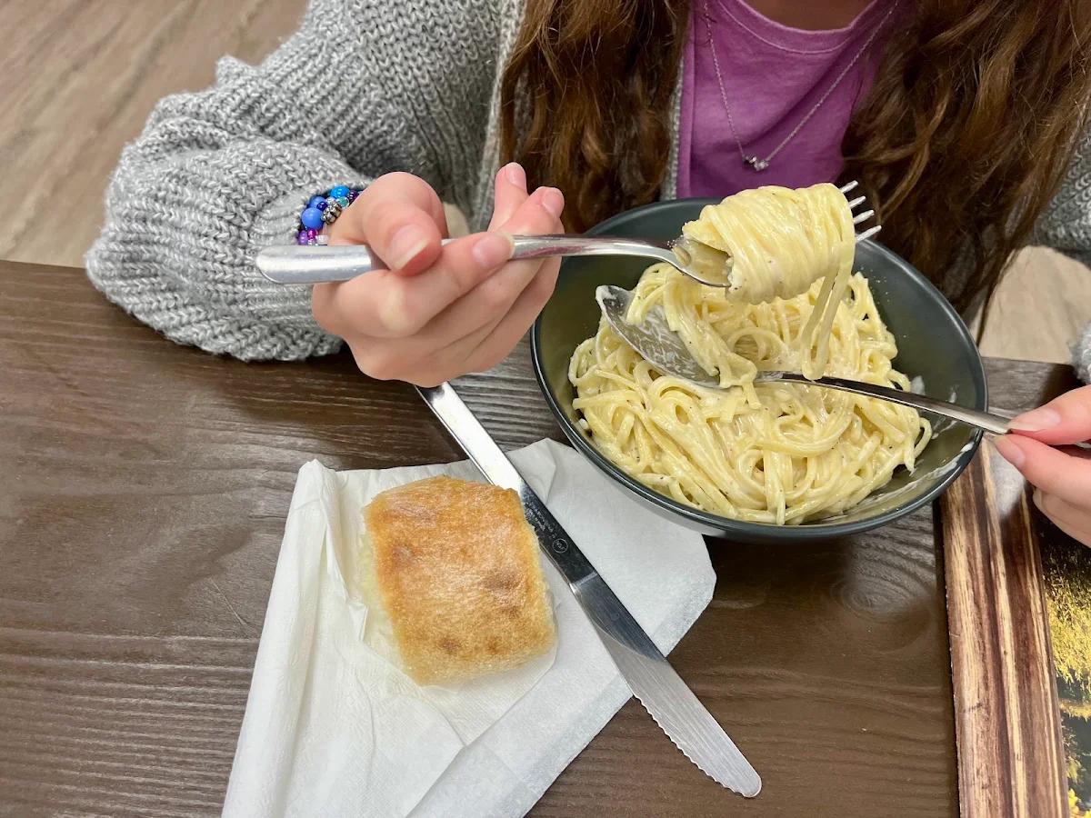 Kids Linguini Alfredo