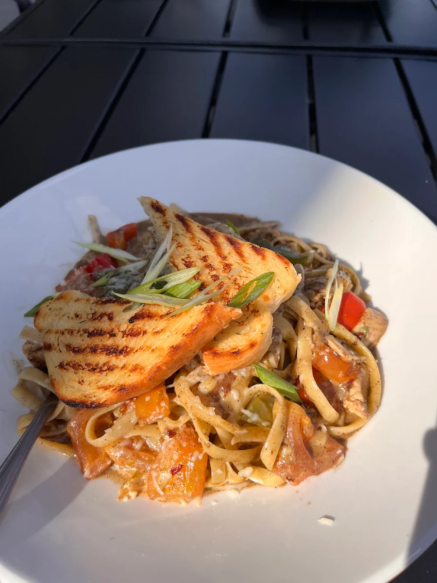 Grilled Salmon Pad Thai