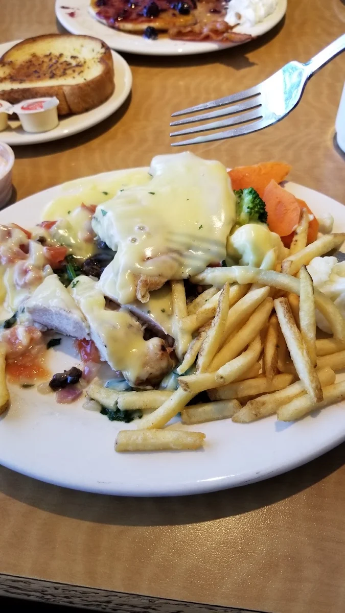 Spinach & Swiss Chicken Dinner