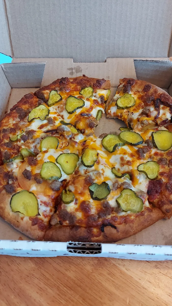 Bacon Cheeseburger Pizza