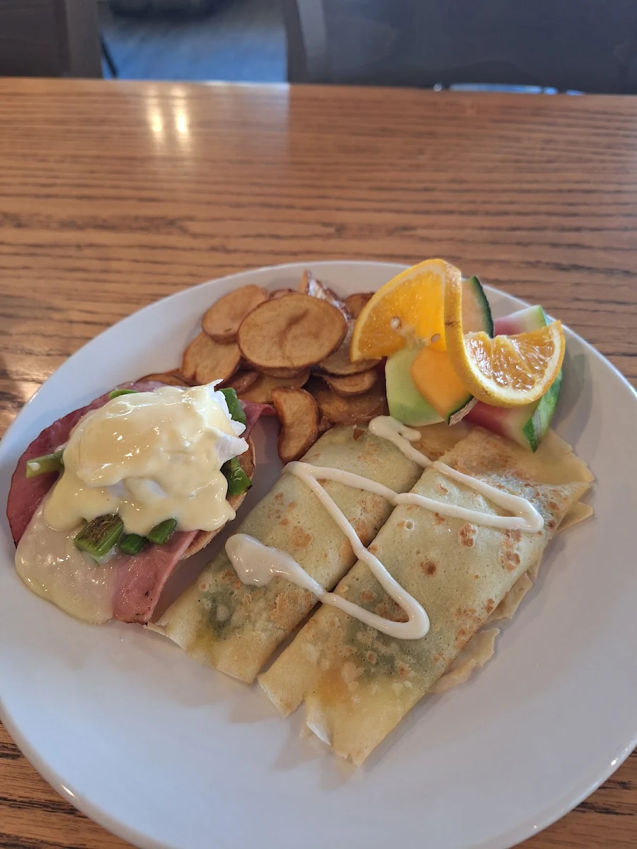 Benny and Crepe Combo