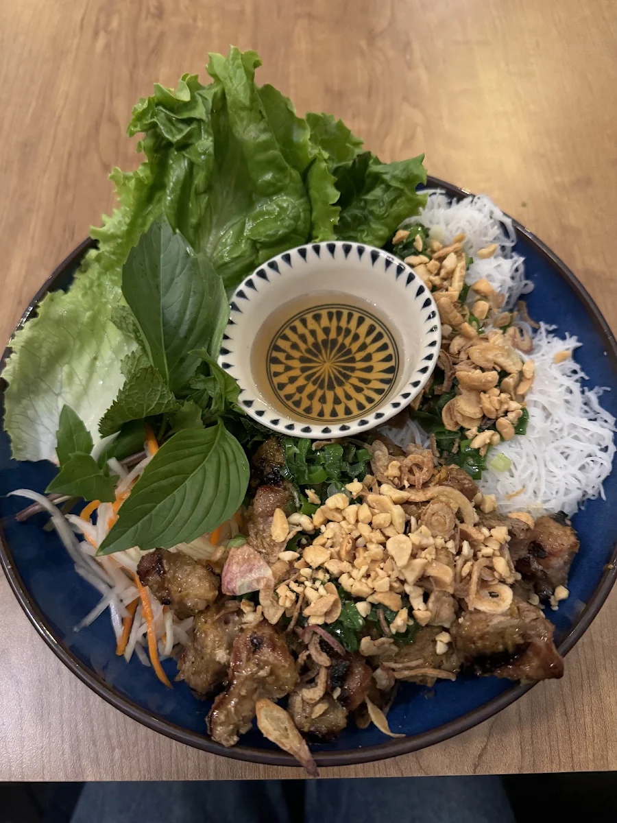 Vermicelli & Grilled Meats Bowl