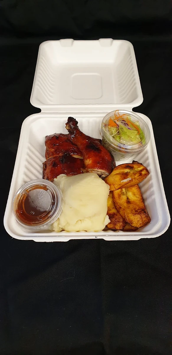 BBQ Chicken with Mash Potatoes
