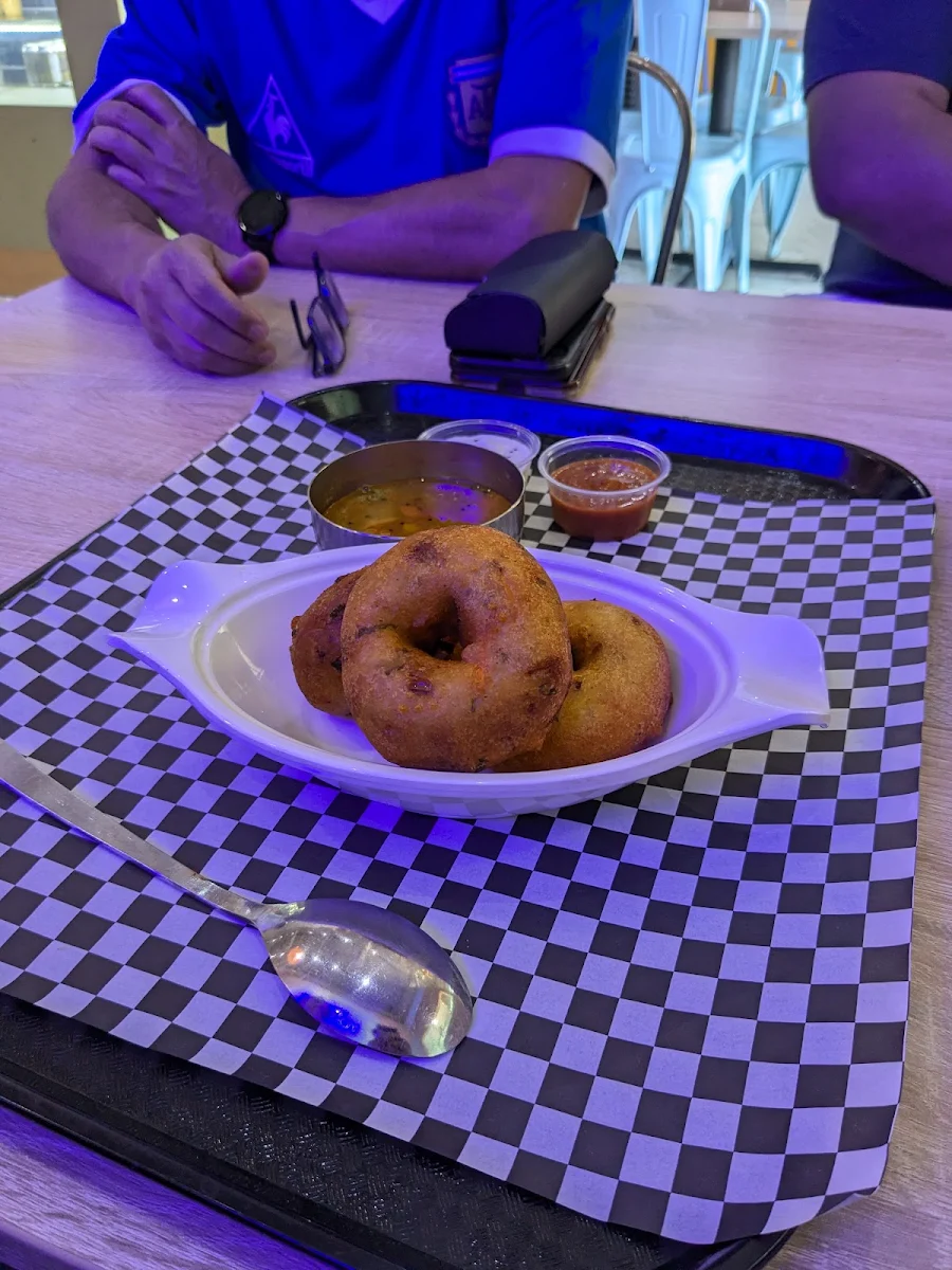 Medhu Vada