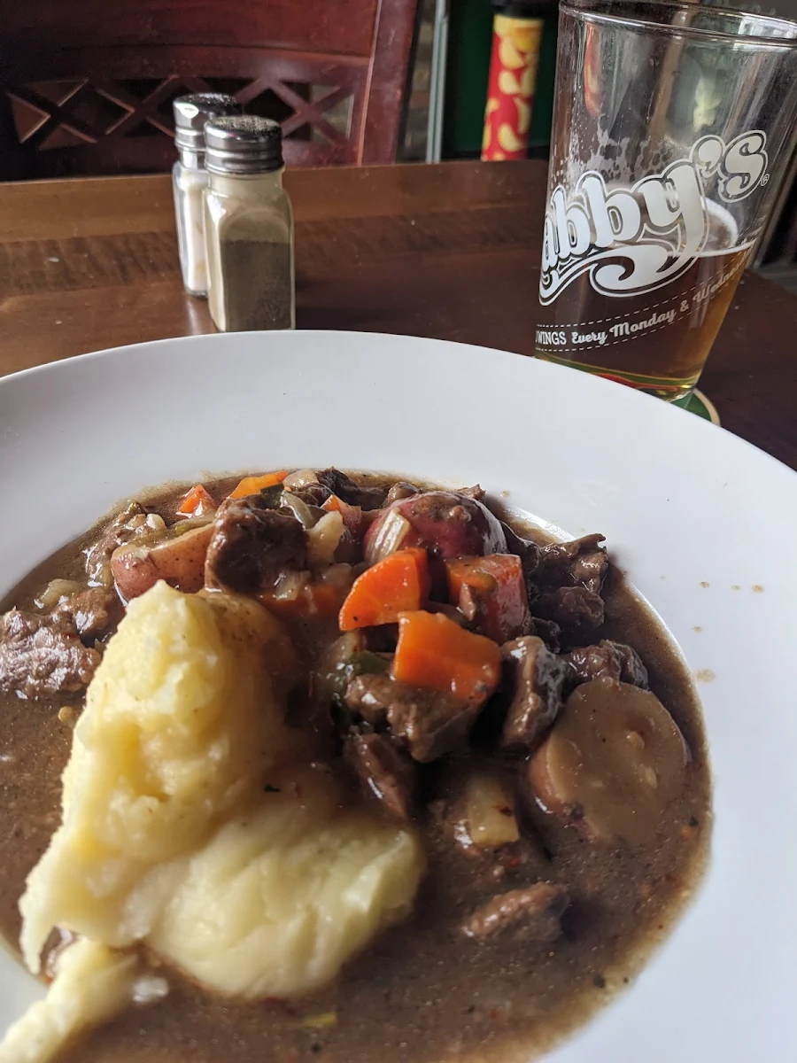 Stew Beef with Mashed Potatoes
