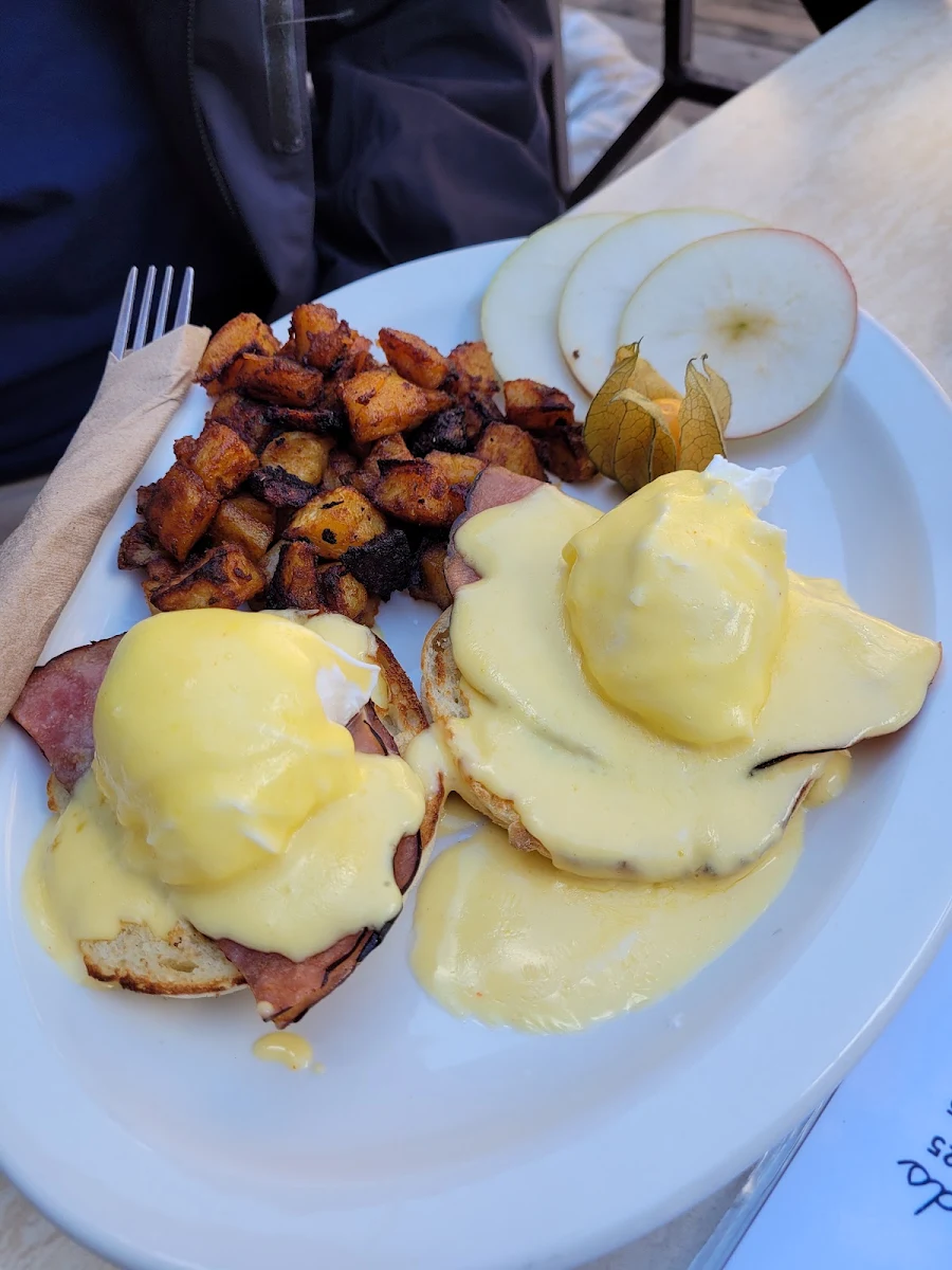 Œuf S Bénédictine S Eggs Benedict