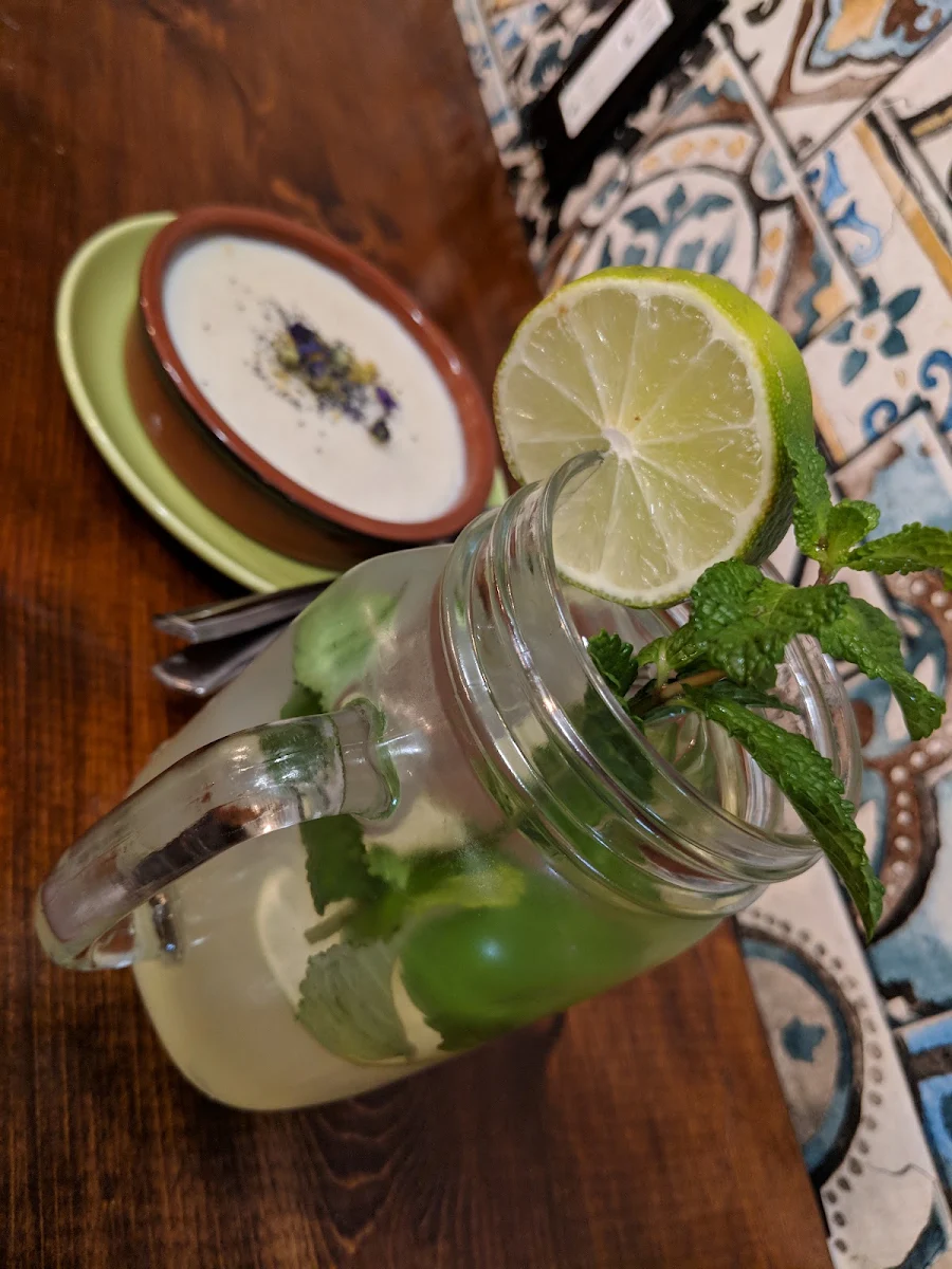 Lemonade, Cafe Aunja