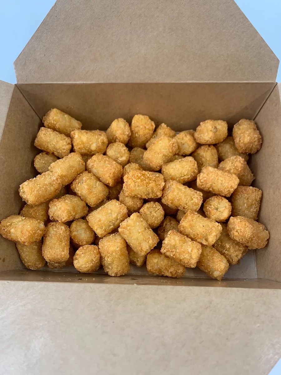 Highlights, POUTINERIE - 445 HODDER AVENUE
