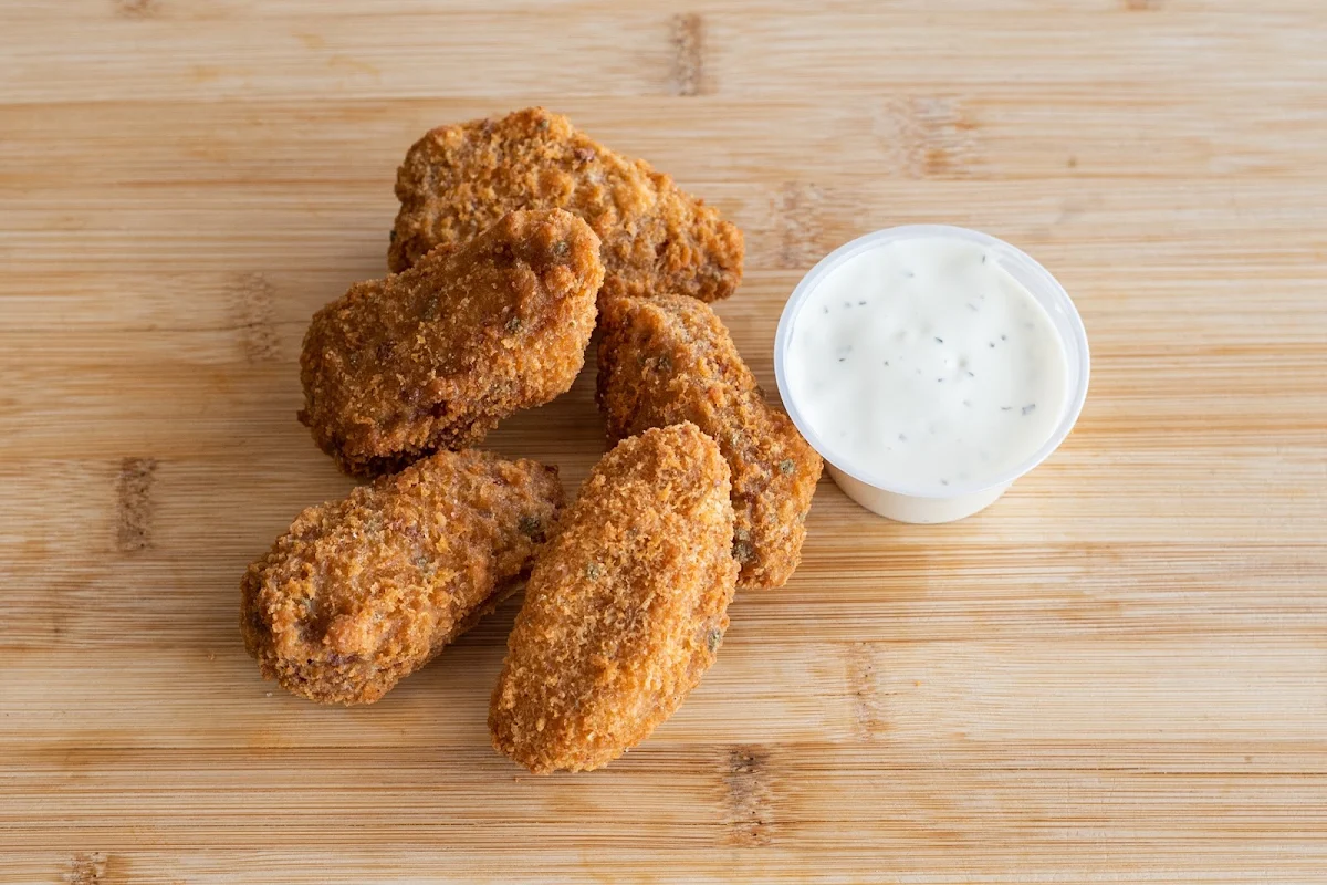Highlights, POUTINERIE - 445 HODDER AVENUE
