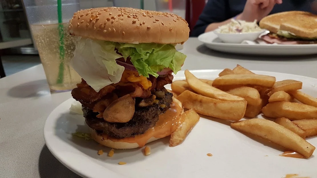 Banana Pepper Bacon Cheeseburger