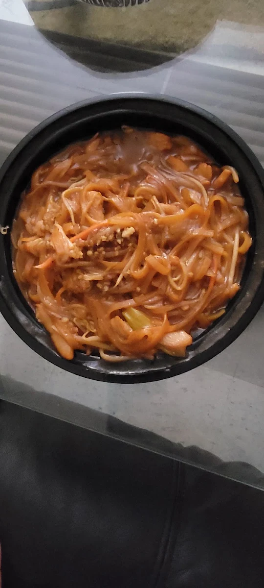 Chicken Pad Thai