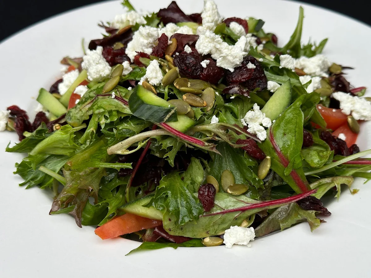 Victoria Garden Salad