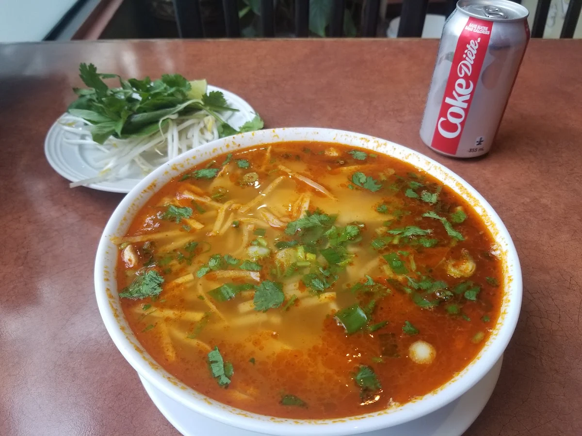 Bún Chua Cay GÀ