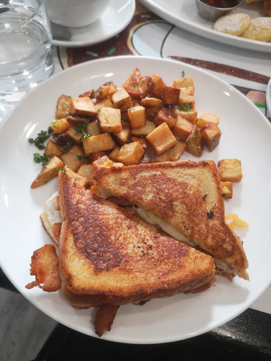 Breakfast Sammy