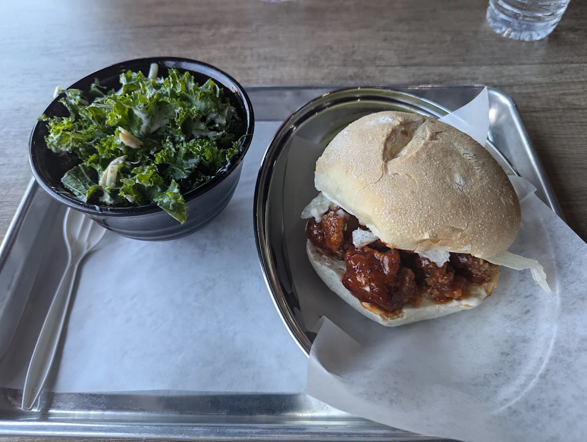 Honey Sriracha Chicken Sandwich Combo