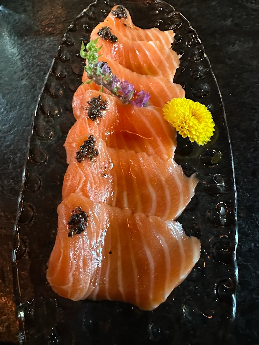 King Salmon Sashimi