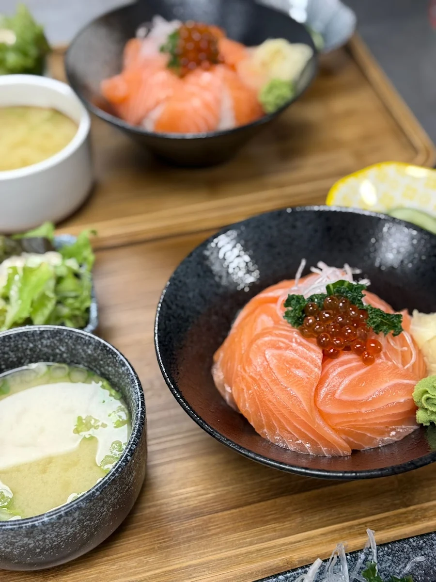 Spicy Salmon Don